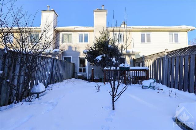80 Newport Crescent, Townhouse with 3 bedrooms, 2 bathrooms and 3 parking in Ottawa ON | Image 29