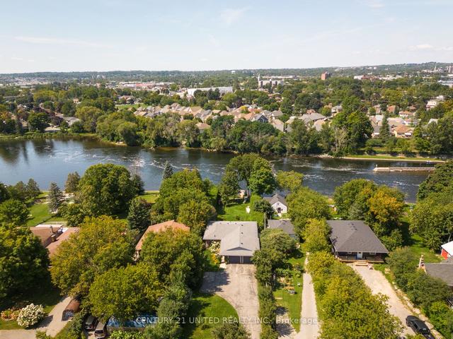 699 River Rd S, House detached with 2 bedrooms, 2 bathrooms and 6 parking in Peterborough ON | Image 30