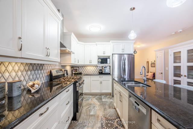 4245 Academy St, House semidetached with 2 bedrooms, 3 bathrooms and 3 parking in Lincoln ON | Image 39