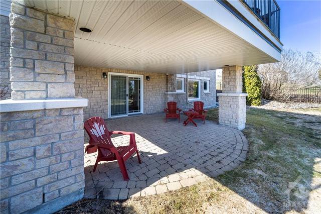 6635 Stillwood Drive, House detached with 3 bedrooms, 3 bathrooms and 8 parking in Ottawa ON | Image 27
