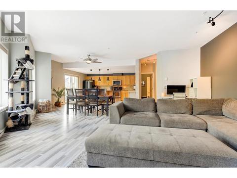 106 - 2120 Shannon Ridge Drive, Condo with 2 bedrooms, 2 bathrooms and null parking in West Kelowna BC | Card Image