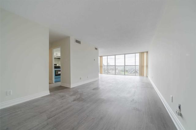 505 - 880 Dundas St W, Condo with 1 bedrooms, 1 bathrooms and 2 parking in Mississauga ON | Image 3