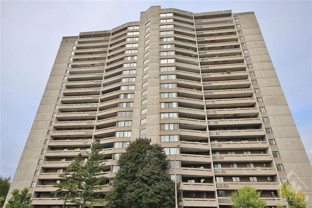 1402 - 415 Greenview Avenue, Condo with 2 bedrooms, 1 bathrooms and 1 parking in Ottawa ON | Image 1