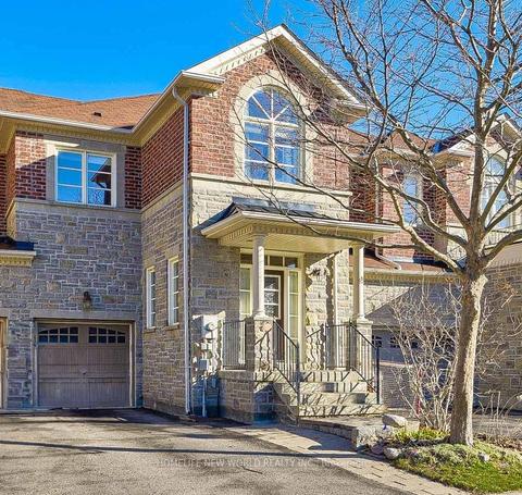 469 William Dunn Cres, House attached with 3 bedrooms, 4 bathrooms and 3 parking in Newmarket ON | Card Image