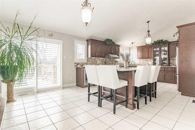 49 Abbeywood Cres, House detached with 4 bedrooms, 4 bathrooms and 4 parking in Guelph ON | Image 40