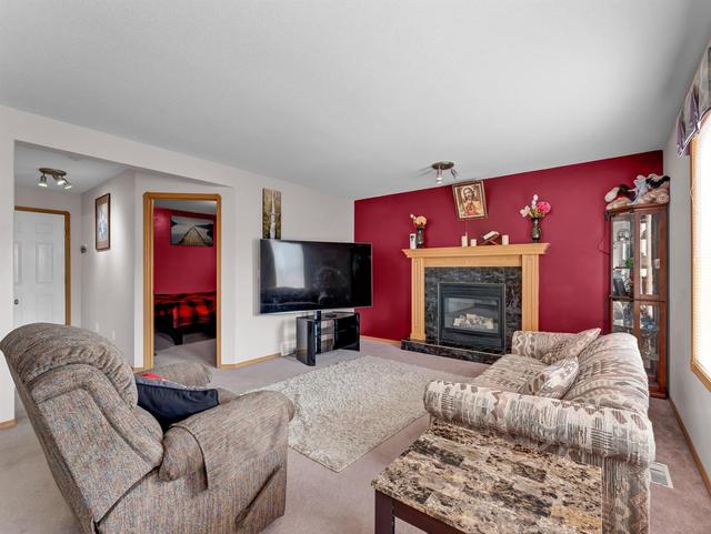 52 Storrs Crescent Se, House detached with 4 bedrooms, 3 bathrooms and 2 parking in Medicine Hat AB | Image 18