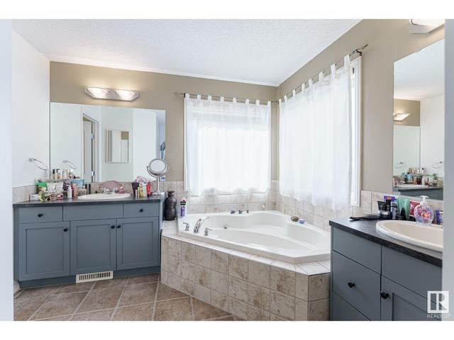 1832 Towne Centre Bv Nw, House detached with 4 bedrooms, 3 bathrooms and null parking in Edmonton AB | Image 24