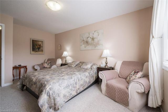 233 Blackburn Drive, House attached with 3 bedrooms, 2 bathrooms and null parking in Brantford ON | Image 29