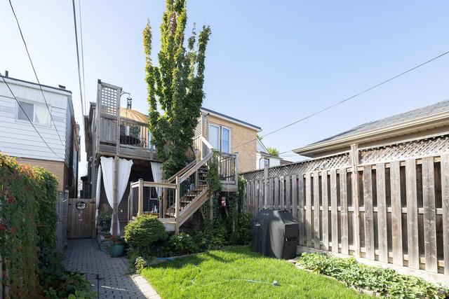 1041 St Clarens Ave, House semidetached with 3 bedrooms, 3 bathrooms and 2 parking in Toronto ON | Image 28