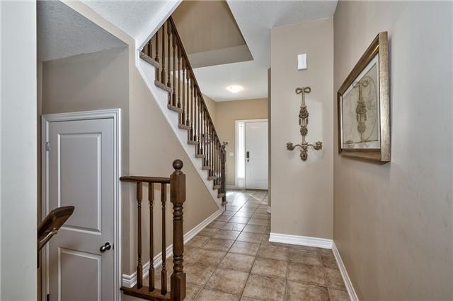 2991 Glover Lane, Townhouse with 3 bedrooms, 3 bathrooms and 3 parking in Burlington ON | Image 9