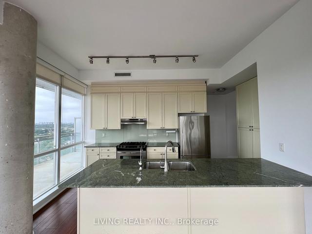 1907 - 30 Canterbury Pl, Condo with 2 bedrooms, 3 bathrooms and 2 parking in Toronto ON | Image 20