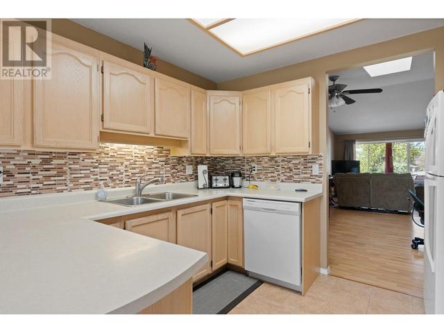 1001 - 30 Avenue Unit# 39, House attached with 2 bedrooms, 2 bathrooms and 2 parking in Vernon BC | Image 6