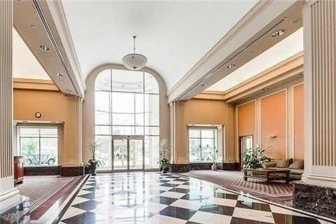 1002 - 1 Lee Centre Dr, Condo with 1 bedrooms, 1 bathrooms and 1 parking in Toronto ON | Image 3
