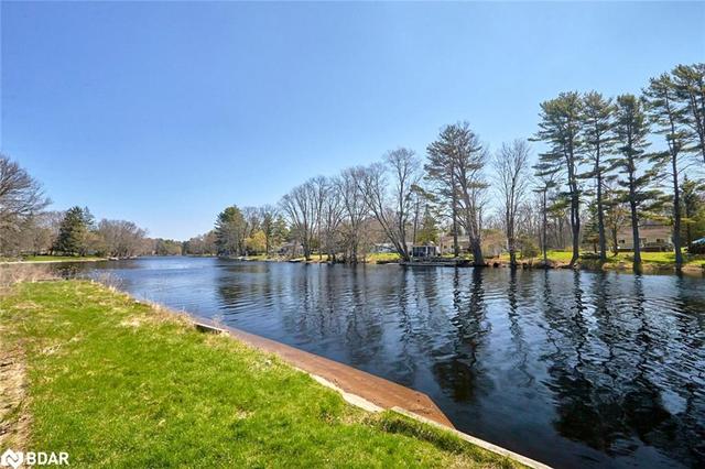 1025 East Severn River Road, House detached with 4 bedrooms, 1 bathrooms and 4 parking in Gravenhurst ON | Image 13