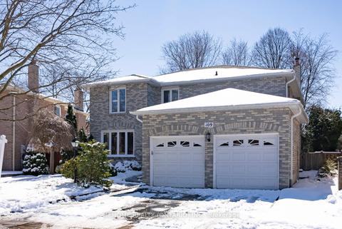 109 Fincham Ave, House detached with 4 bedrooms, 4 bathrooms and 4 parking in Markham ON | Card Image