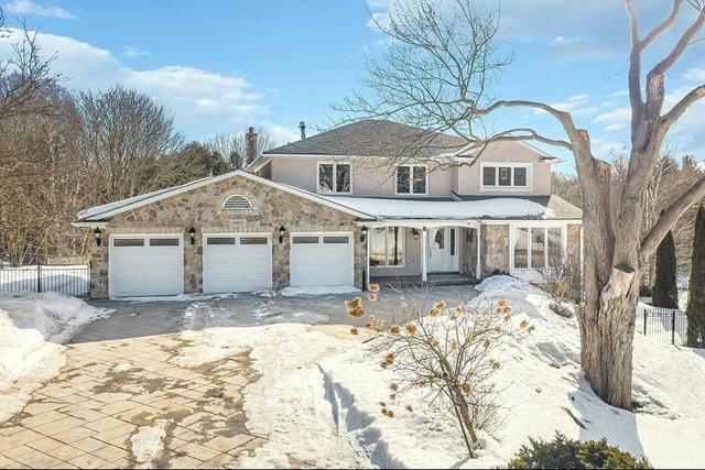 1975 Innisfil Heights Cres, House detached with 4 bedrooms, 4 bathrooms and 9 parking in Innisfil ON | Image 12