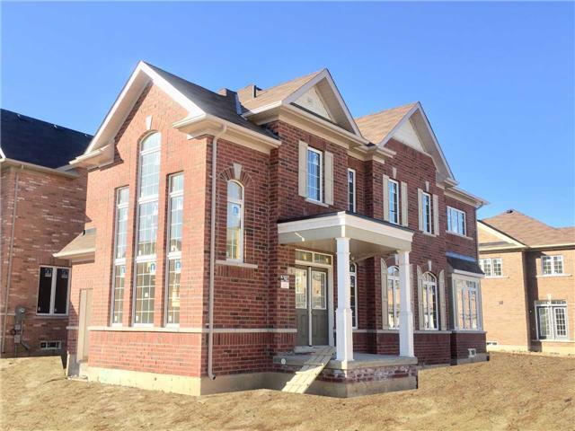 8 Taurus Rd, House detached with 4 bedrooms, 3 bathrooms and 3 parking in Brampton ON | Image 2