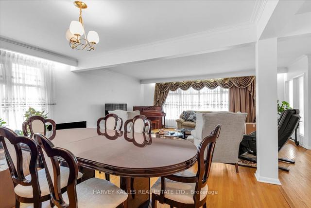 20 Hearthstone Cres, House detached with 4 bedrooms, 3 bathrooms and 10 parking in Toronto ON | Image 24
