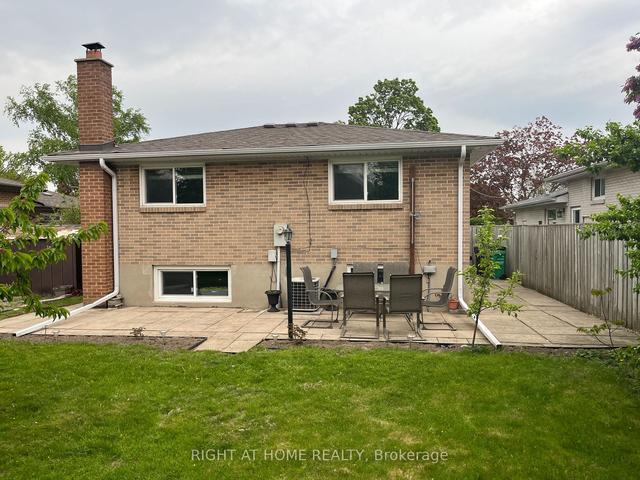 953 Parthia Cres, House detached with 3 bedrooms, 2 bathrooms and 3 parking in Mississauga ON | Image 30