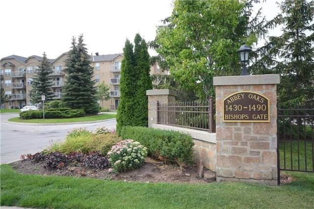 102 - 1490 Bishops Gate, Condo with 2 bedrooms, 2 bathrooms and 1 parking in Oakville ON | Image 1