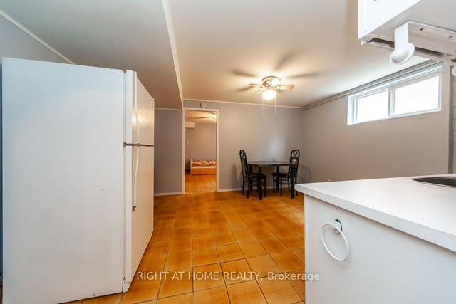 25 Alan Ave, House semidetached with 3 bedrooms, 2 bathrooms and 3 parking in Toronto ON | Image 9