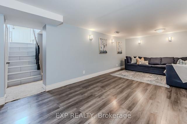 30 Lincoln Cres, House detached with 3 bedrooms, 2 bathrooms and 3 parking in Guelph ON | Image 17