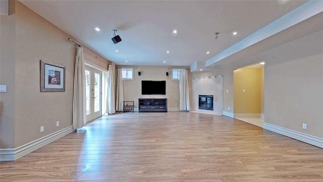 224 Wilfred Ave, House detached with 4 bedrooms, 5 bathrooms and 6 parking in Toronto ON | Image 25