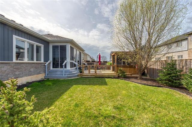 285 South Pelham Road, House detached with 3 bedrooms, 3 bathrooms and 2 parking in Welland ON | Image 37