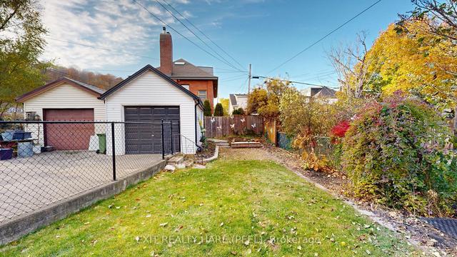 214 Rosslyn Ave S, House detached with 3 bedrooms, 3 bathrooms and 2 parking in Hamilton ON | Image 28