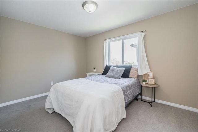742 Rogers Rd W, House semidetached with 3 bedrooms, 3 bathrooms and 3 parking in North Perth ON | Image 7