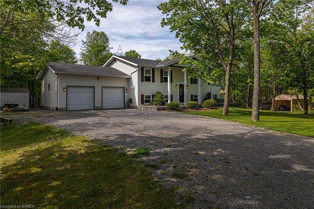 3820 Jamieson Road, House detached with 4 bedrooms, 3 bathrooms and 8 parking in South Frontenac ON | Image 16