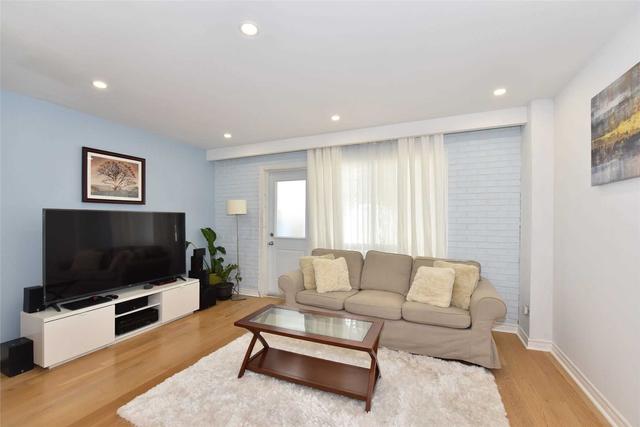 16 - 435 Silverstone Dr, Townhouse with 2 bedrooms, 2 bathrooms and 1 parking in Toronto ON | Image 2