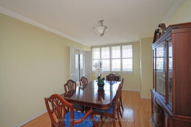 2005 - 75 Wynford Hts Cres, Condo with 3 bedrooms, 2 bathrooms and 2 parking in Toronto ON | Image 13