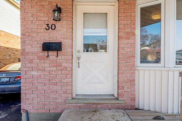 30 Rodgers Rd, House detached with 3 bedrooms, 2 bathrooms and 3 parking in Guelph ON | Image 23