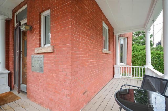 4 - 221 Cobourg Street, Condo with 1 bedrooms, 1 bathrooms and null parking in Ottawa ON | Image 3