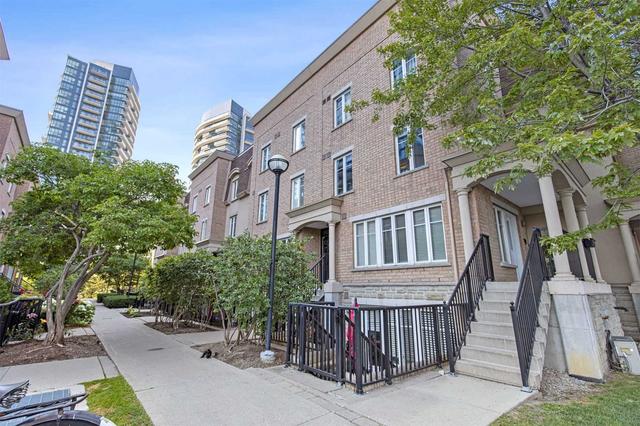 207 - 26 Western Battery Rd, Townhouse with 2 bedrooms, 2 bathrooms and 1 parking in Toronto ON | Image 10