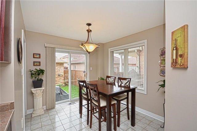 86 Castle Park Blvd, House semidetached with 3 bedrooms, 3 bathrooms and 2 parking in Vaughan ON | Image 7