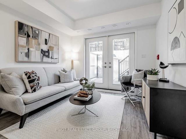 106 - 12 Marquette Ave, Townhouse with 1 bedrooms, 1 bathrooms and 0 parking in Toronto ON | Image 22