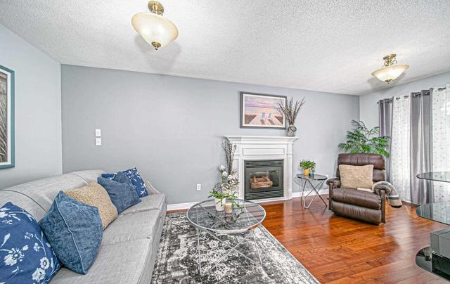 94 Parnell Cres, House detached with 4 bedrooms, 4 bathrooms and 5 parking in Whitby ON | Image 8