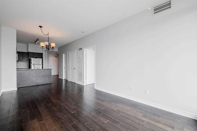 1004 - 2885 Bayview Ave, Condo with 1 bedrooms, 1 bathrooms and 1 parking in Toronto ON | Image 8