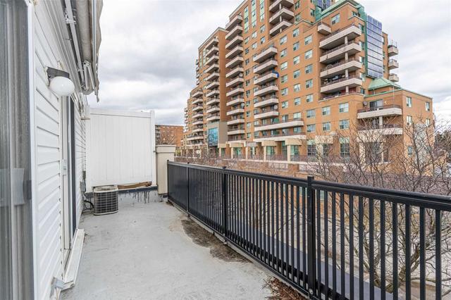 2092 - 3045 Finch Ave W, Townhouse with 4 bedrooms, 3 bathrooms and 2 parking in Toronto ON | Image 28