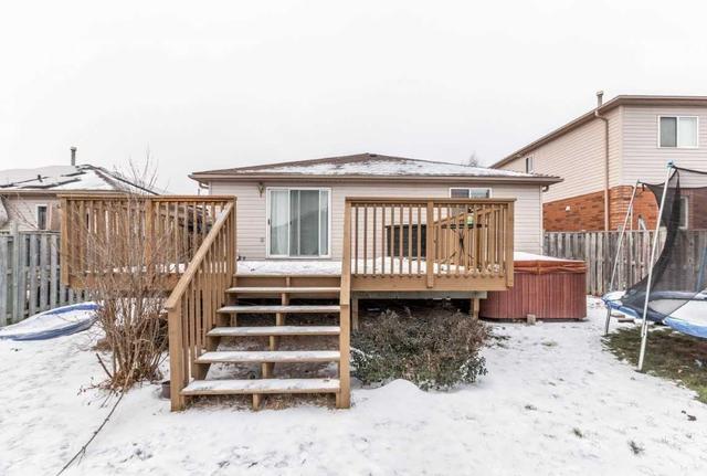 39 Canary Reed Crt, House detached with 3 bedrooms, 2 bathrooms and 3 parking in Barrie ON | Image 12