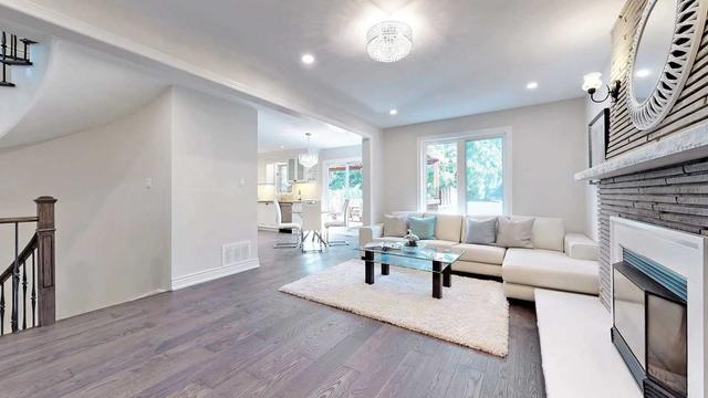 15 Robert St, House detached with 4 bedrooms, 4 bathrooms and 4 parking in Markham ON | Image 34