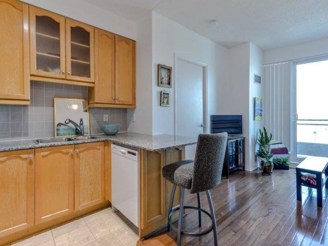2412 - 60 Byng Ave, Condo with 1 bedrooms, 1 bathrooms and 1 parking in Toronto ON | Image 6