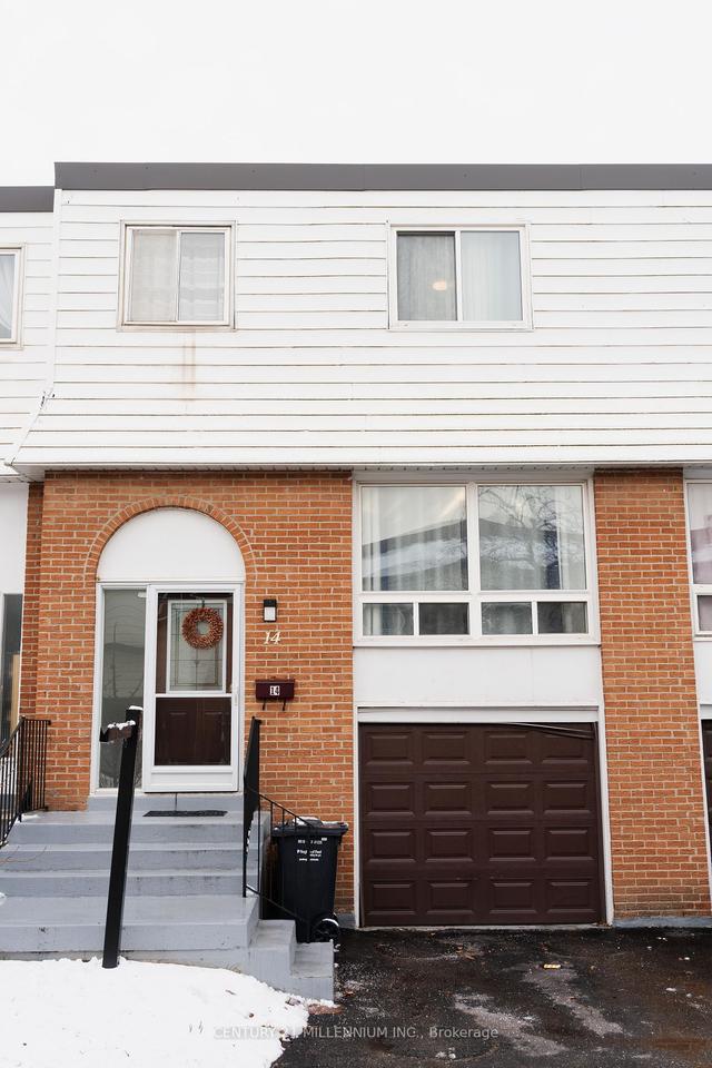14 - 7500 Goreway Dr W, Townhouse with 3 bedrooms, 2 bathrooms and 2 parking in Mississauga ON | Image 1