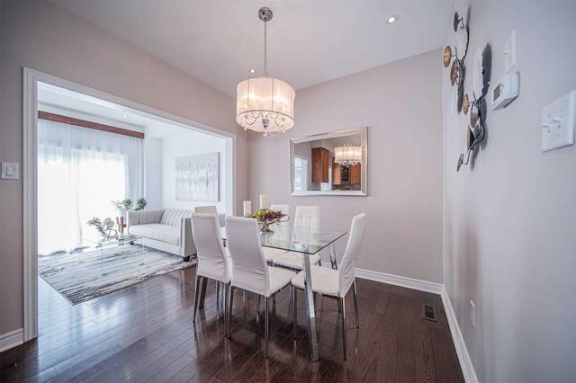 37 Spring Arbour Rd, House semidetached with 3 bedrooms, 4 bathrooms and 3 parking in Vaughan ON | Image 5