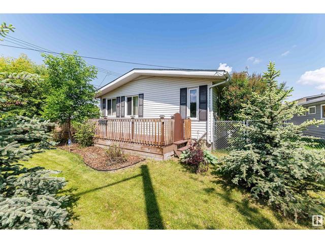 4515 44 St, House detached with 4 bedrooms, 2 bathrooms and null parking in Alberta Beach AB | Image 2