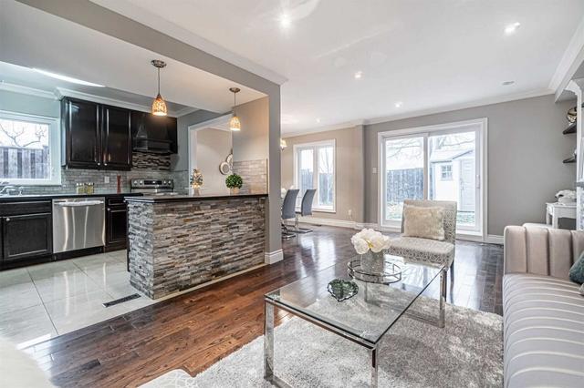 51 Franson Cres, House semidetached with 3 bedrooms, 3 bathrooms and 3 parking in Toronto ON | Image 31