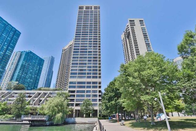 409 - 55 Harbour Sq, Condo with 1 bedrooms, 1 bathrooms and 1 parking in Toronto ON | Image 13