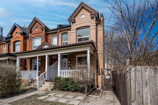 213 Jackson St E, House attached with 2 bedrooms, 2 bathrooms and 2 parking in Hamilton ON | Image 12